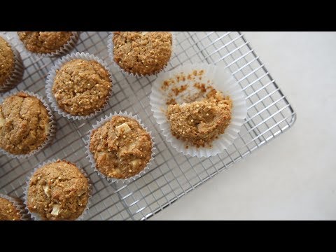 Video: Hvordan Lage Apple Halva Muffins?