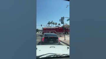 Riverside Fire Department Rescue 3 / Engine 9 #responding #code3 #riverside #fireapparatus #fire