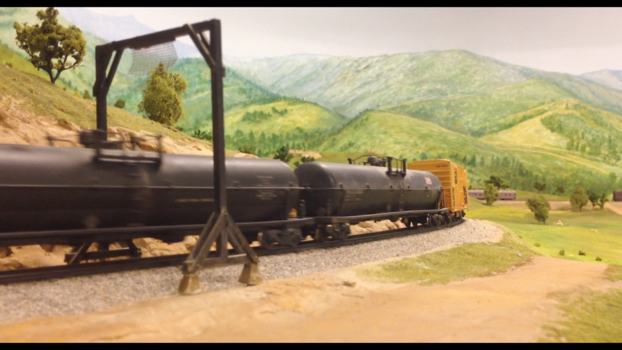 La Mesa Model Railroad Club 70s - 80s Operating Session - YouTube