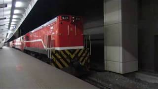 {20171024}逆牽三機7215次新左營開車