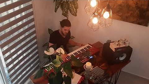 Quarantine Loop and Dance