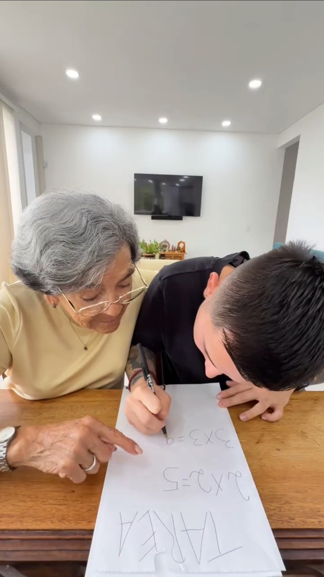 Valora mucho a tu abuela ??❤️