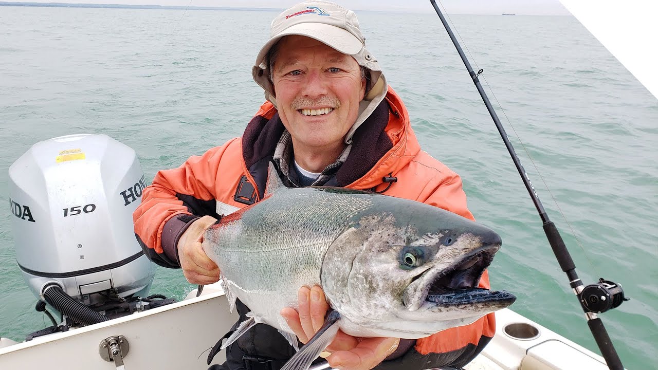 Trolling for Mighty King Salmon - lead core, planer board, and jet