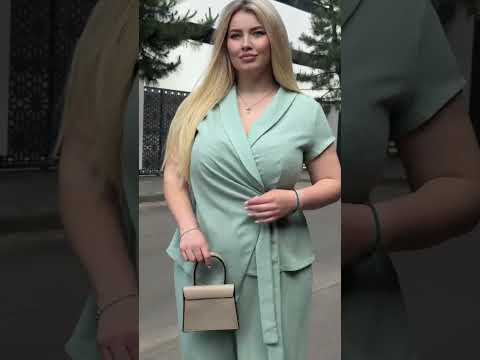 Женский летний брючный костюм на запах больших размеров 50-64, видео 1