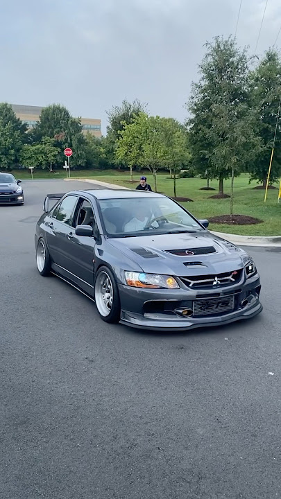 MODDED EVO 9 SLOW ROLL BY AT CARS AND COFFEE!! #evo9 #modded #built #cartok #shorts