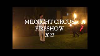 Půlnoční cirkus 2022 - fireshow 01 Palm torches