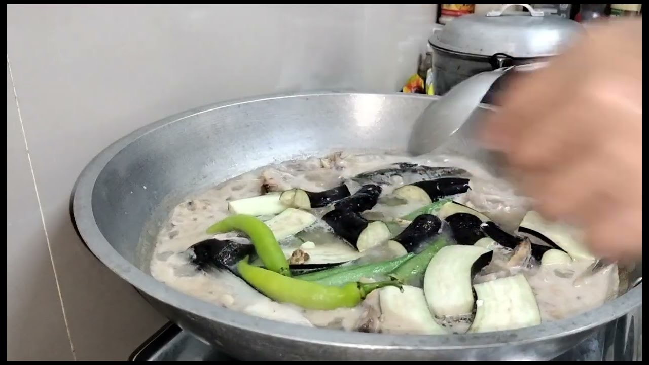 SINIGANG NA SALMON /OKRA TALONG Pechay
