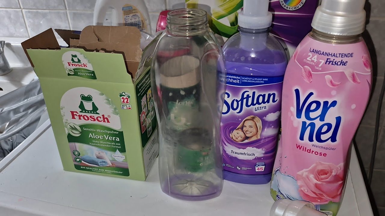 Dunkel Wäsche waschen / Bunt 40° mit frosch sensitive waschpulver & The witch Weichspüler mix 