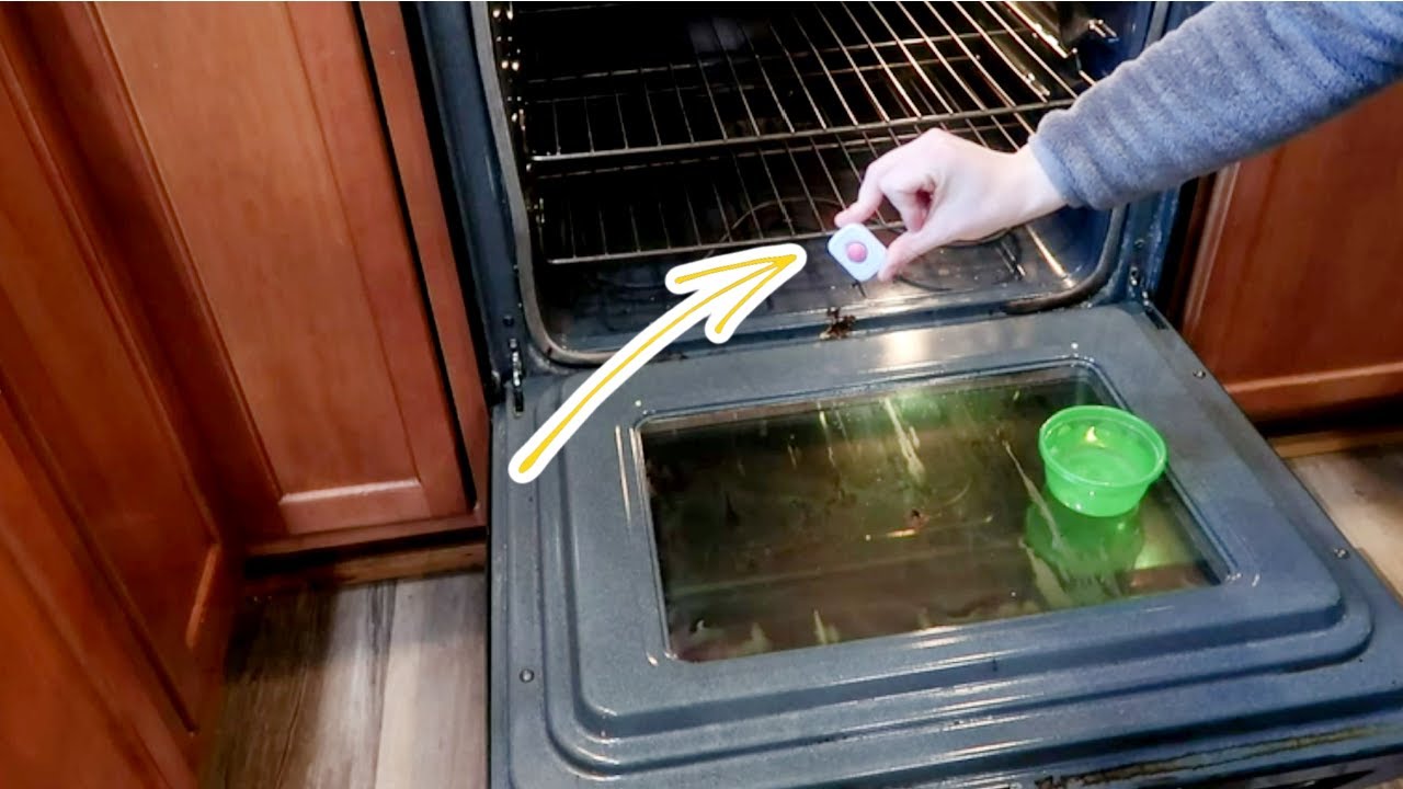 Here's How to Use a Dishwasher Tablet to Clean Your Oven