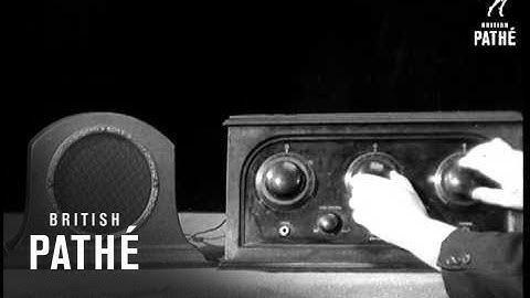 Radio And Crystal Set (1930)