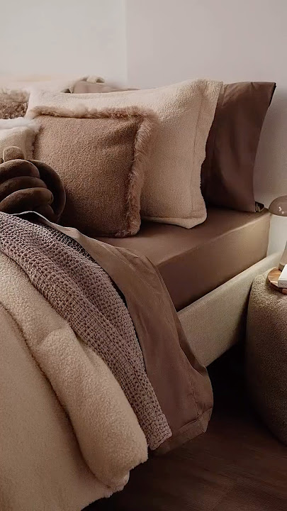 How to Layer Your Bed Like a Pro