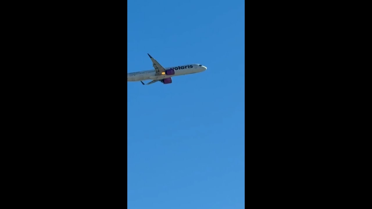 Flames shoot from jet engine on plane departing Las Vegas Flames shoot from jet engine on plane departing Las Vegas