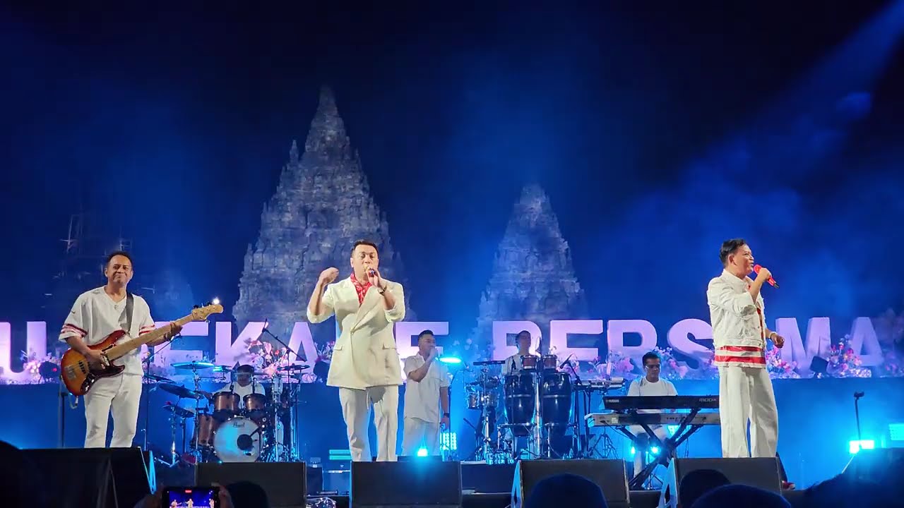 KAHITNA Live at Prambanan Jazz 2024