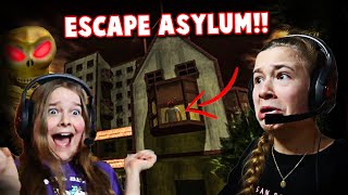 Escaping The Haunted ASYLUM!! **SCARY** | JKREW GAMING screenshot 2