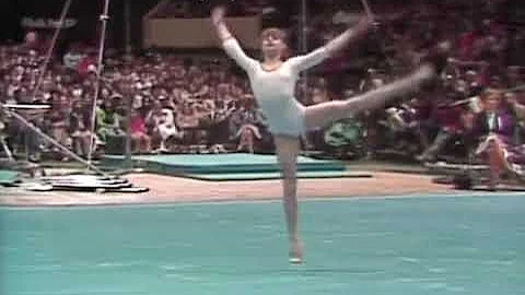🥇 Nadia Comaneci 🇷🇴 FX 10.000 1976 American Cup Finals