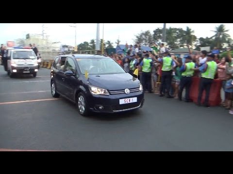 Papal motorcade to Villamor for Leyte visit