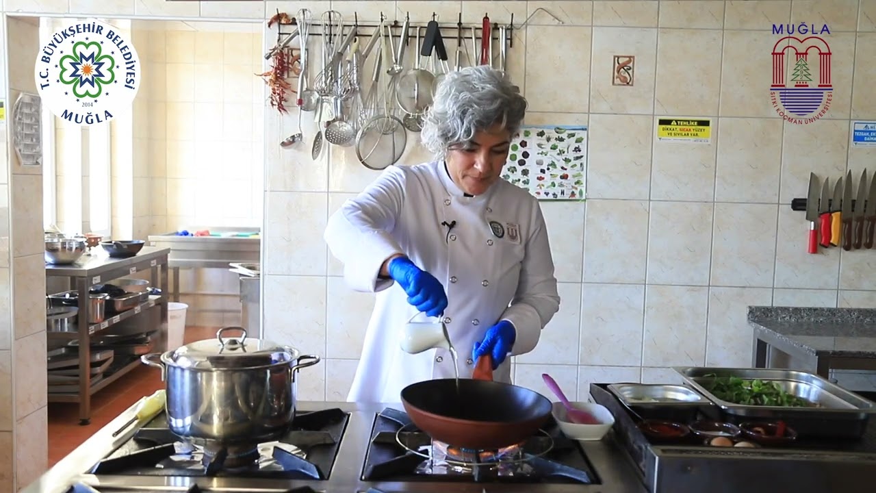 Muğla Yemekleri-Yumurtalı Radika Kavurma