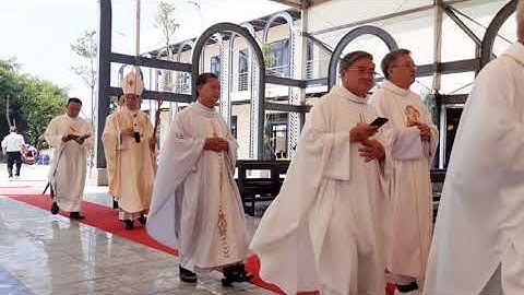 Đất hứa 2023: ĐTGM Giuse làm phép 2 ngôi nhà sinh hoạt