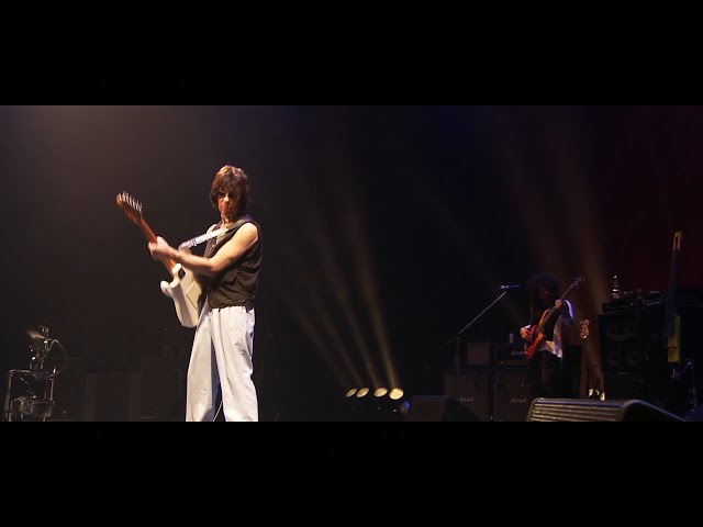 A Day In The Life – Jeff Beck Live In Tokyo 9/4/14 - YouTube