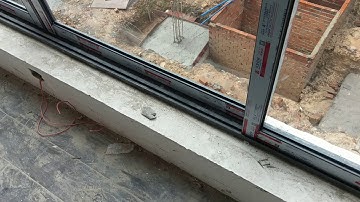 Cửa nhôm xingfa hệ 93 lùa 4 cánh lấy sáng