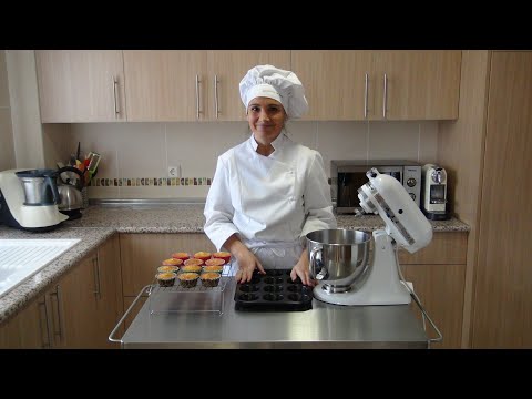 Curso de Cupcakes ? Definitivo : CUPCAKES de VAINILLA (Masa) / La Cocina de Inma López