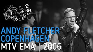 Depeche Mode | Andy Fletcher accepts the 'BEST BAND AWARD' on MTV EMA 2006