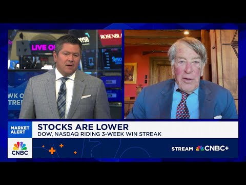 Evercore founder Roger Altman: Economy is showing perceptible slowing, but stocks want to go up Episode cover