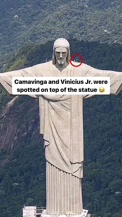 Vini Jr and Camavinga On Top of Statue 😂 #football