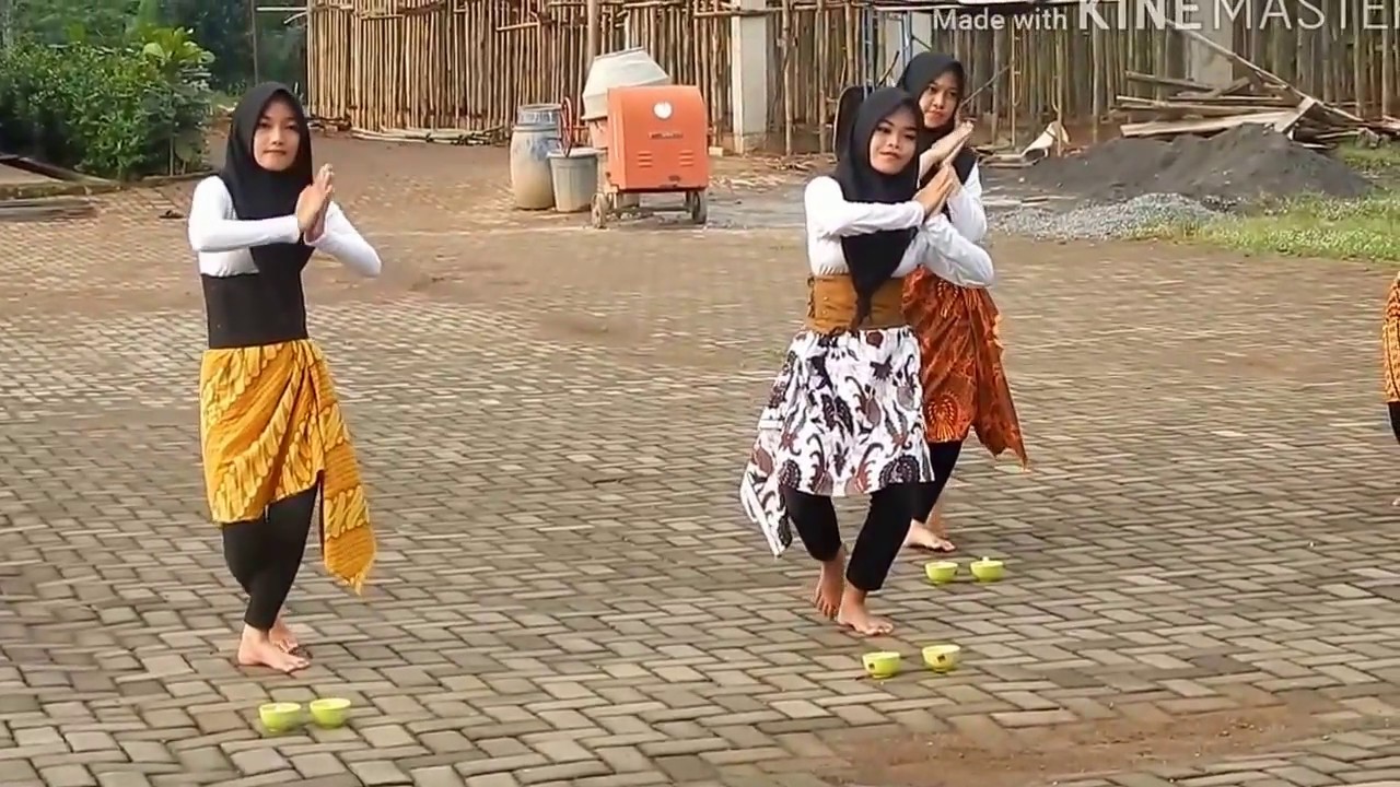 CANDLE DANCE (TARI LILIN) KREASI KARTINI-KARTINI SMK ALASROR SEMARANG 2017