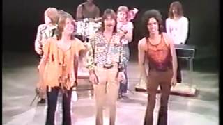Three Dog Night - The Glen Campbell Goodtime Hour (14 Sept 1971) - An Old Fashioned Love Song