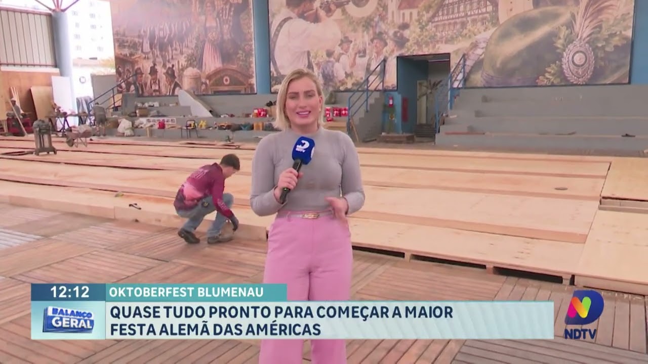 Quase tudo pronto para começar a maior festa alemã das Américas
