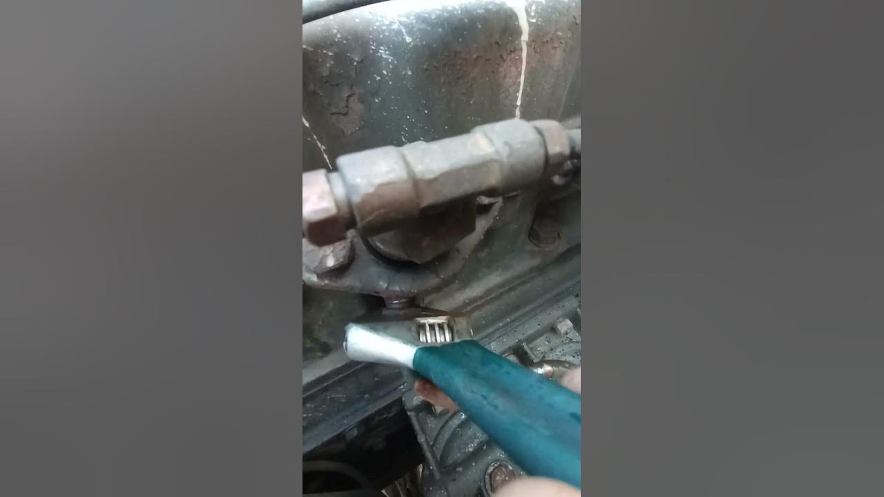 how to bleed injection lines on a m35a2 pintel style injector YouTube