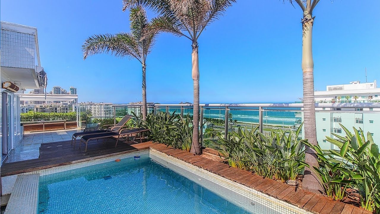 COBERTURA FRENTE MAR DECORADA COM PISCINA ADEGA ALTO LUXO (CASA SUSPENSA) - Muller Imóveis Rj