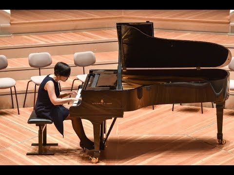 Liszt La Campanella Philharmonie Berlin live Caroline Fischer