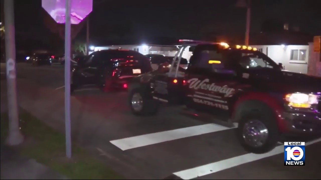 Lauderhill shooting leaves 1 dead, 1 injured