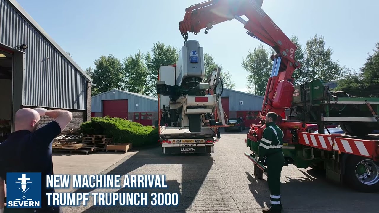 New Arrival – TRUMPF TruPunch 3000 (S11) Unloading at Severn Machines