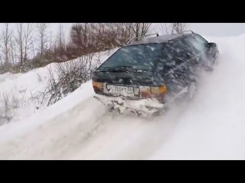 Audi 100 quattro в горку по снегу против Subaru, Mitsubishi и Шнивы