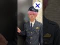 学校にメイク道具を持って行く方法...🤫?