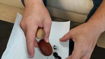 Removing cake from an oval shaped pipe with a Low Country Reamer: Guest Romeo Stan from SmokingPipes