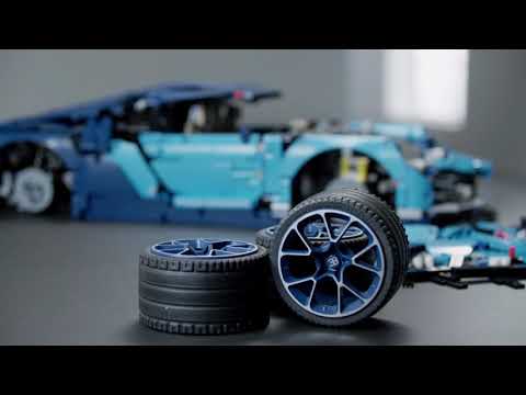 42083 Bugatti Chiron - LEGO Technic - Product Video