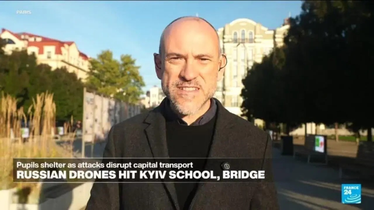 Russia targets Kyiv's Southern Bridge – again • FRANCE 24 English