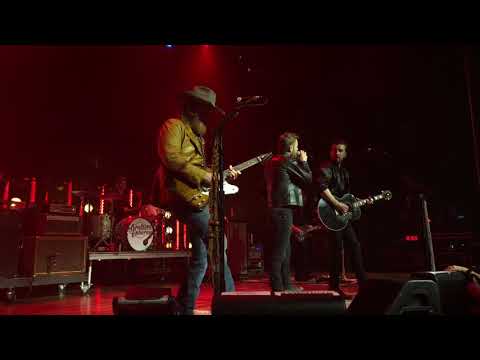 Brothers Osborne W/surprise Guest Dierks Bentley - Burning Man