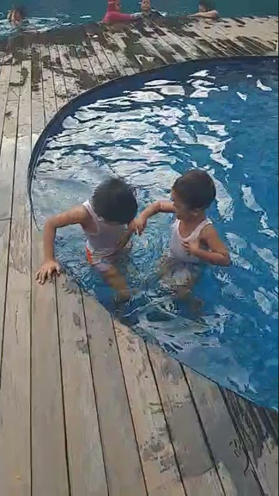 Liburan di hotel  wik wik wik