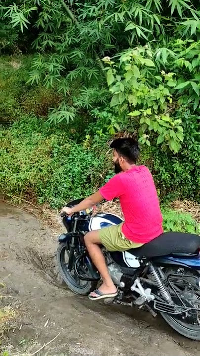 bajaj v15 power