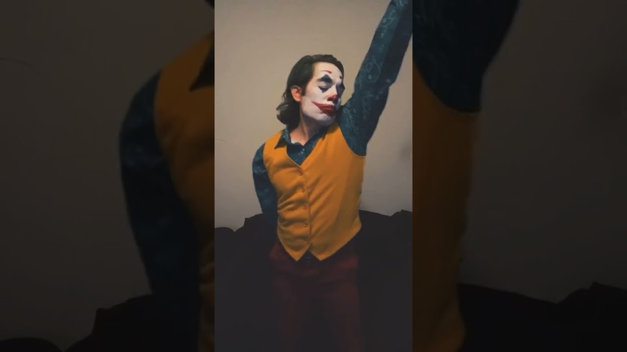 The joker 🤡💚#thejoker #lifeathome  #joker #dc #dccomics #cosplay #shorts #batman #harleyquinn