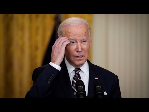 Biden stares blankly, picks at his teeth after he's asked if he 'underestimated' Putin