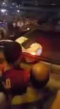 Man try to push war tank away from crushing his Mercedes﻿