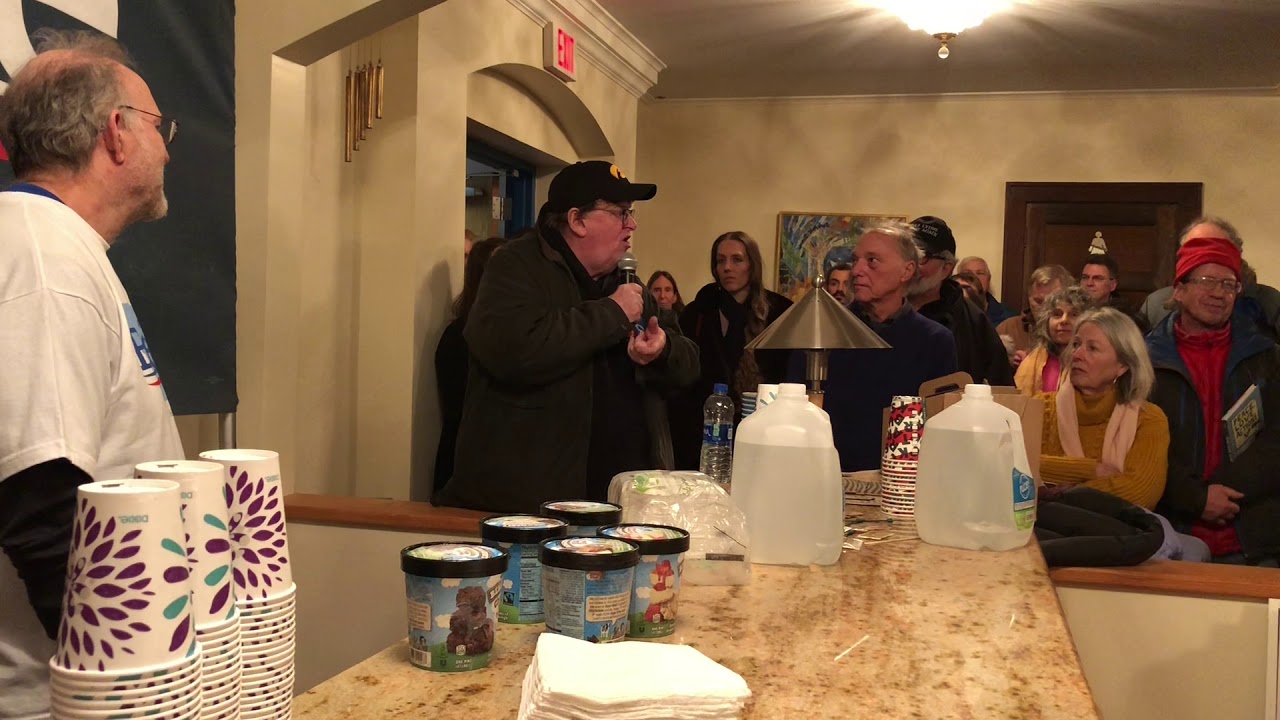 Ice cream social for Bernie Sanders with special guest Michael Moore