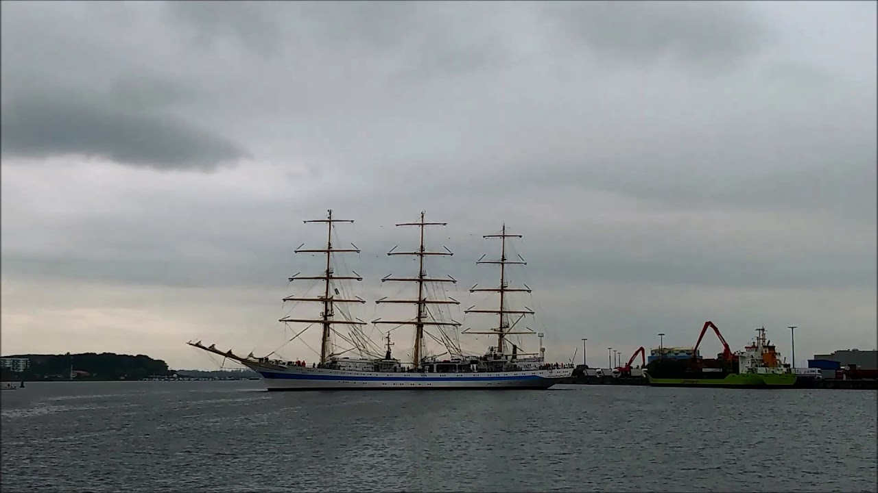Прибытие "Мира" самого быстрого парусного корабля в мире в Висмар