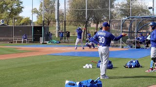 2023 Dodgers Spring Training: Mookie Betts, Jason Heyward, Tony Gonsolin & more from live BP